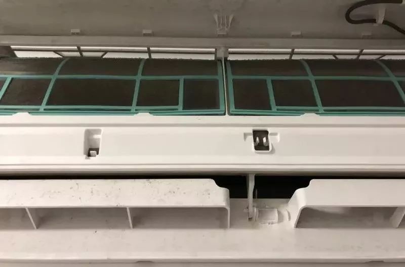 空调滤网清洗教学视频,海尔空调怎样清洗滤网