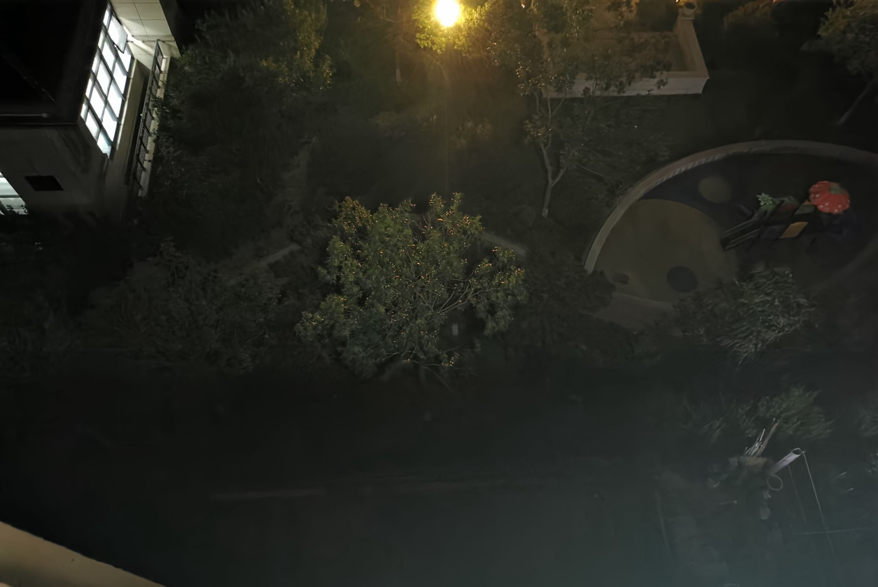 紫米手电筒和极蜂手电筒,小米新款多功能手电筒