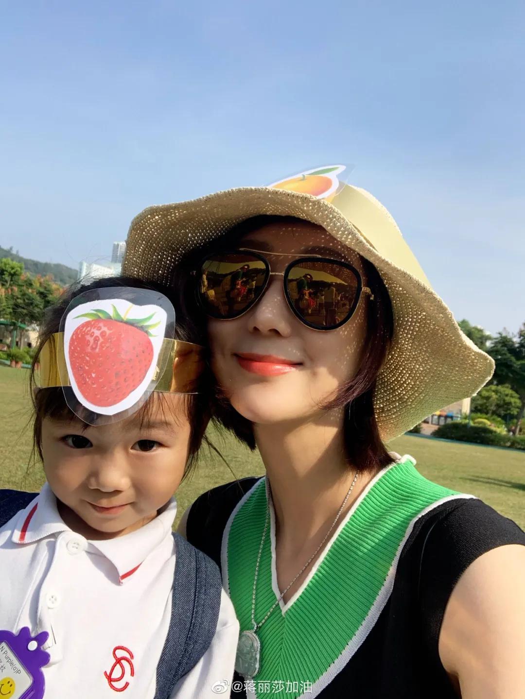 陈浩民老婆卖假货事件,陈浩民戴的项链