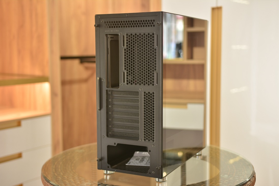 先马鲁班1机箱装机体验感怎么样,先马鲁班1机箱安装几个风扇够用