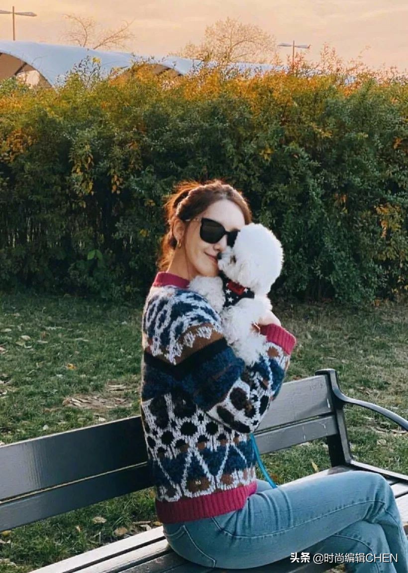 林允儿最新私服照曝光,林允儿休闲装扮穿出女神范儿