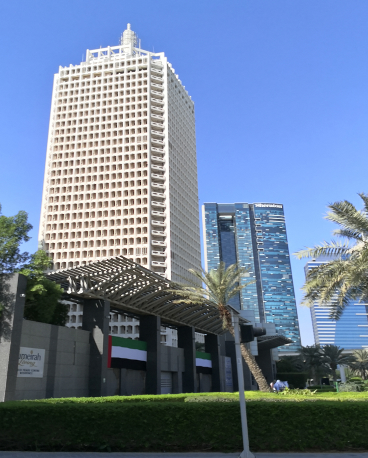 在迪拜穷游真实感受,穷游去迪拜视频