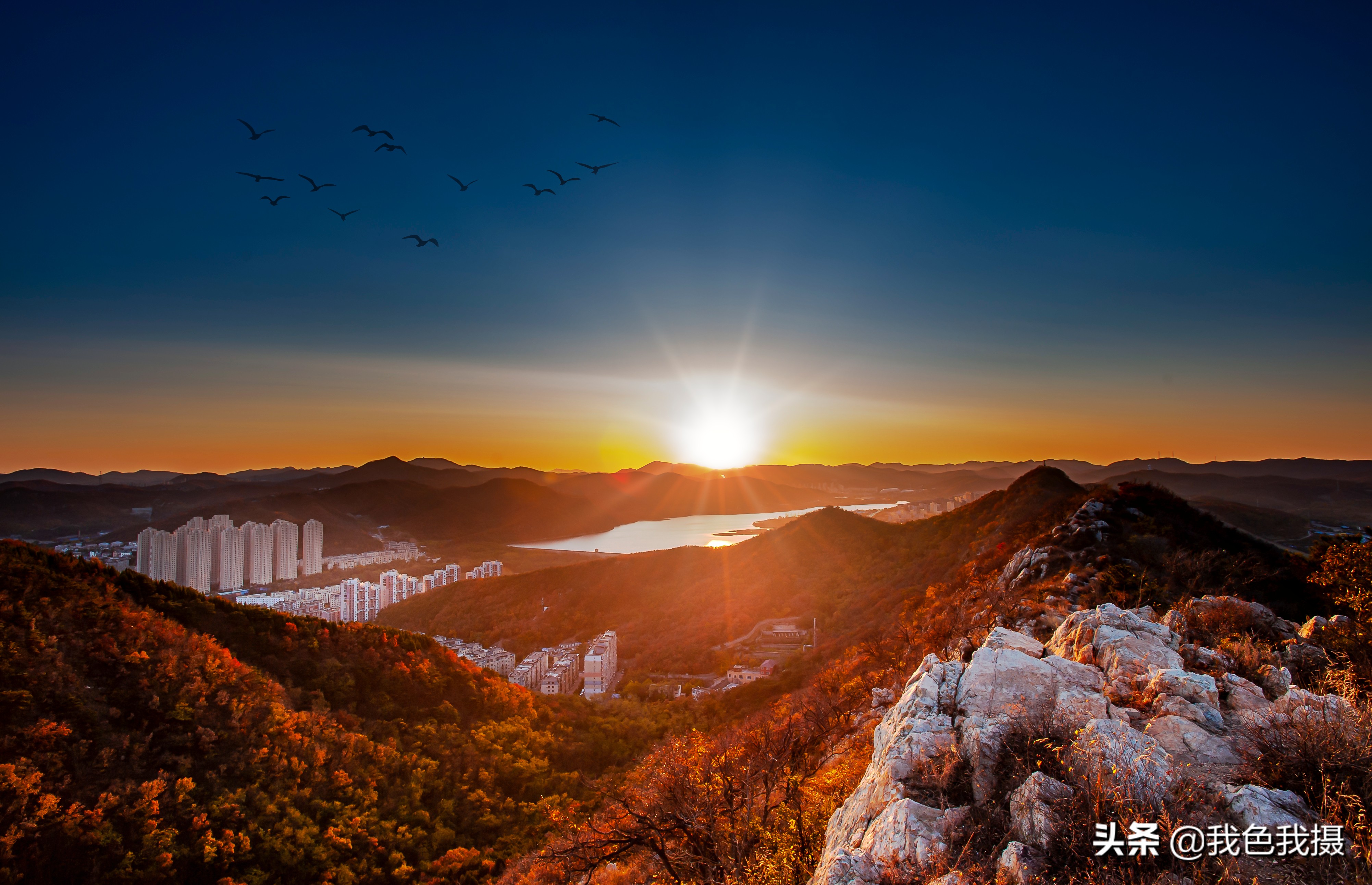 尼康D700加金广角PK佳能R5加16-35F4，微单不微