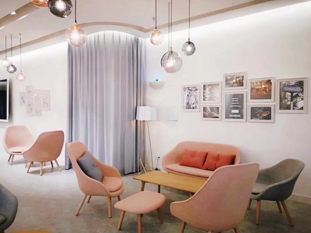 珠宝品牌潘多拉关闭最后一家咖啡店