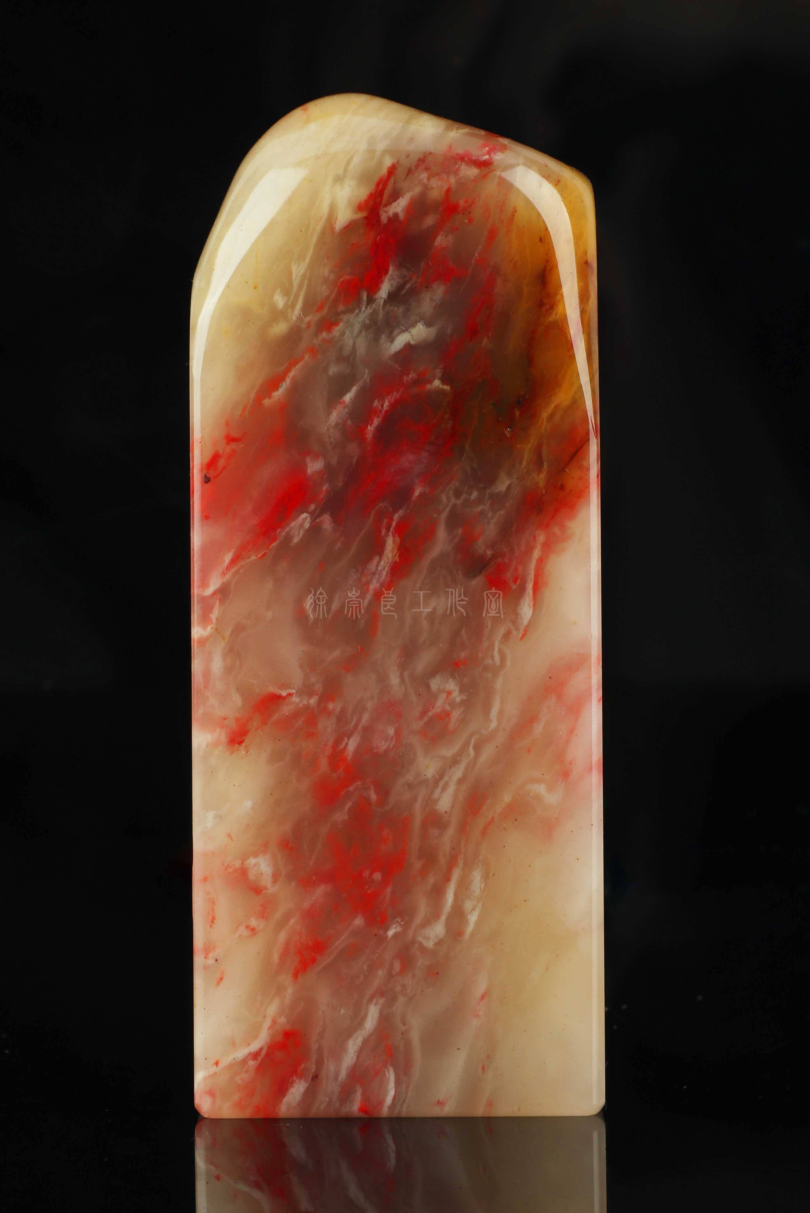 如何辨别鸡血石的真假呢,鸡血石手镯如何辨别真假