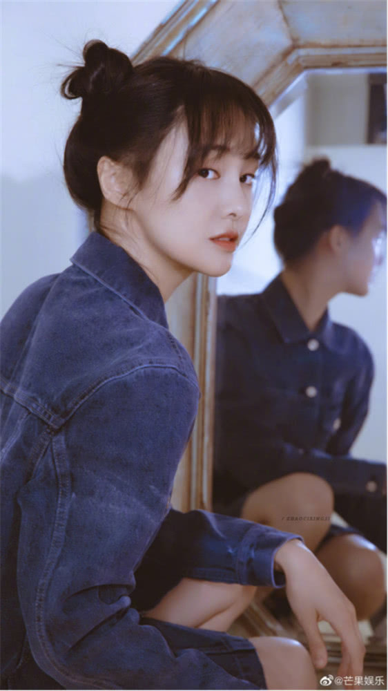 黑长直有什么简单俏皮的发型,黑长直发型又简单又好看