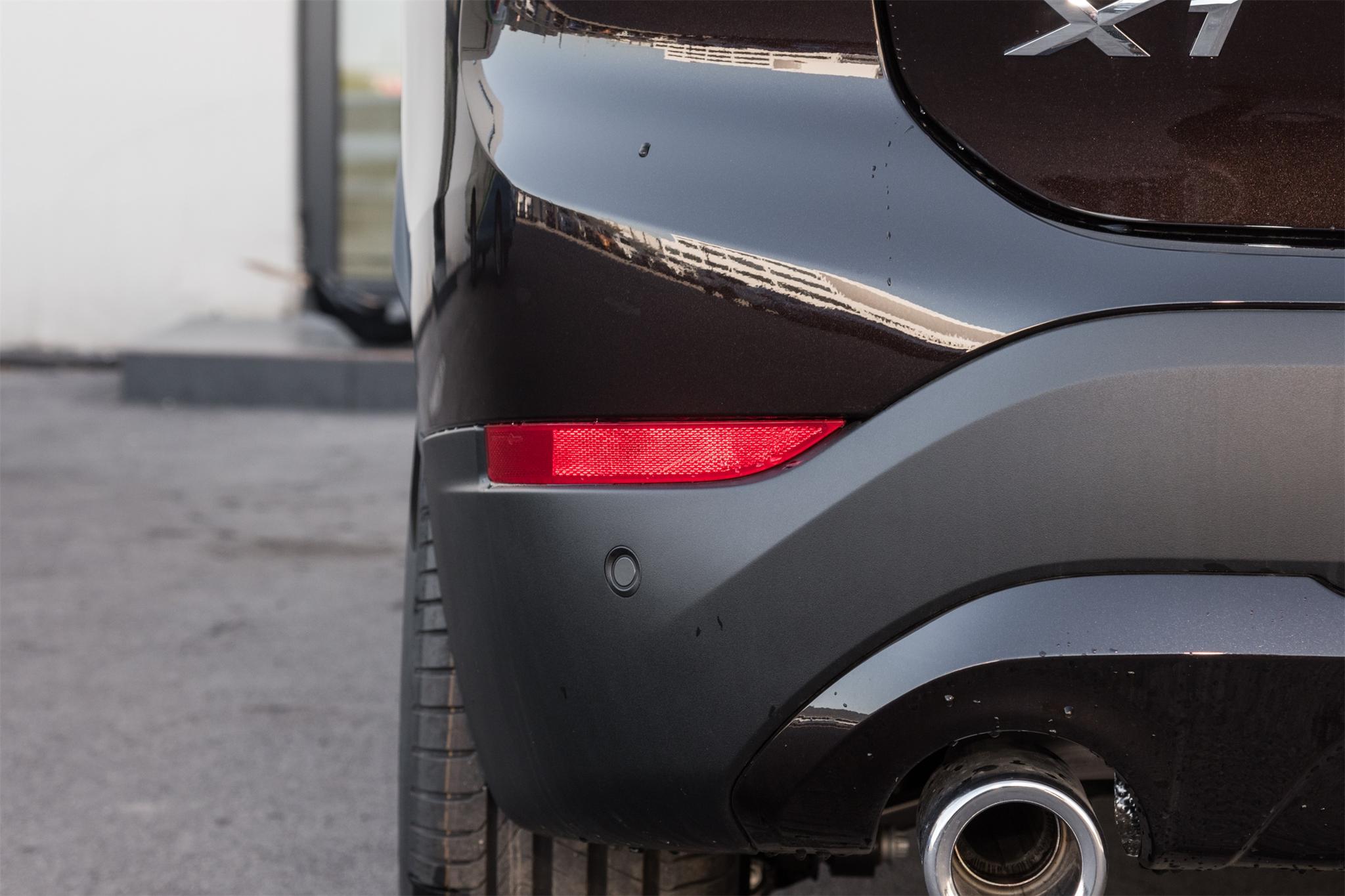 宝马x1进水了要多少钱修好,宝马x1倒车雷达模块进水