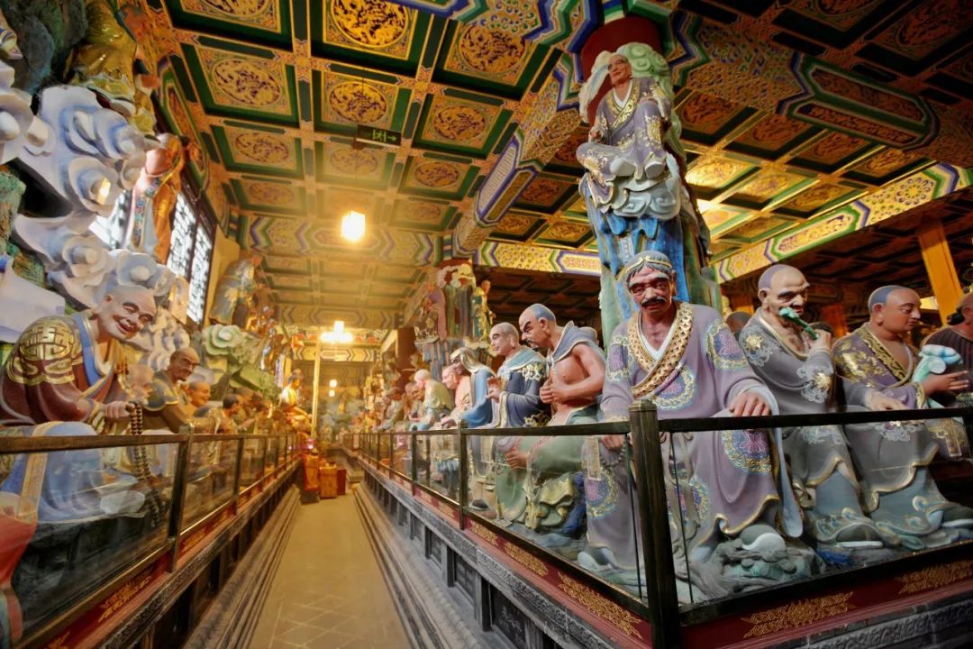 坐上高铁去旅游沿线美食尝个遍,云贵川渝高铁环线