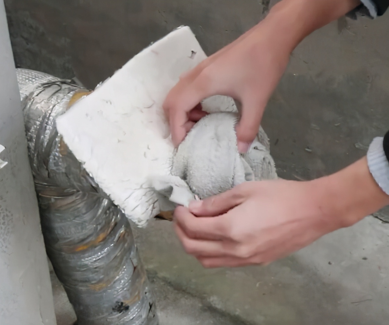 商品房水管冻住了如何快速解冻,户外地下水管冻住了如何快速解冻