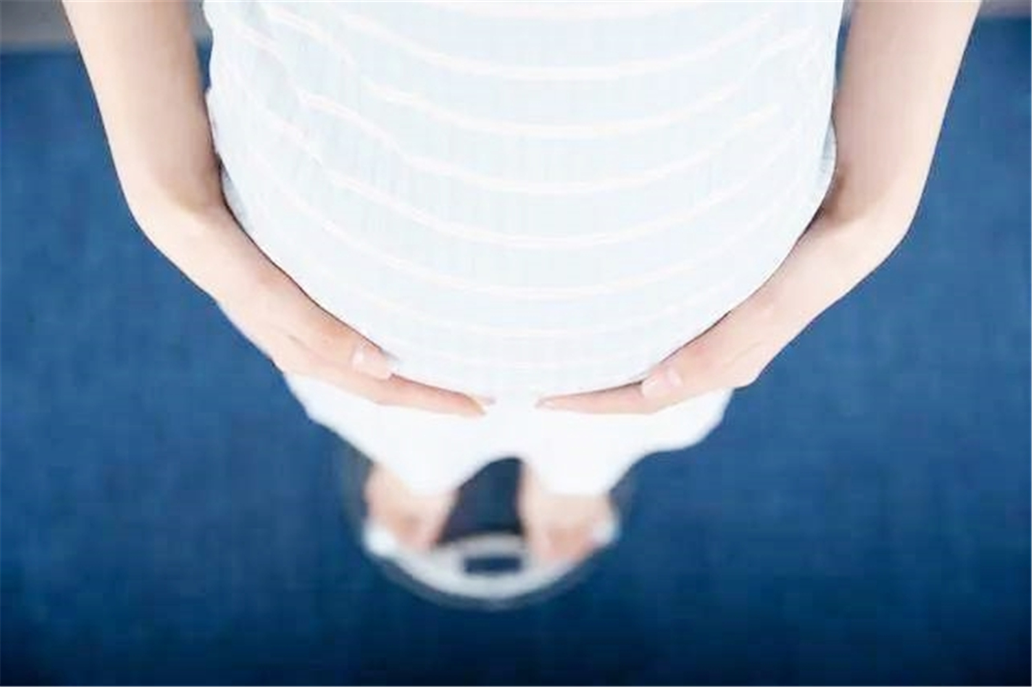 孕7月增重20斤正常吗,孕7个月长肉