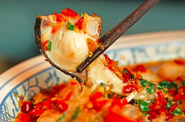 王思聪在杭州打卡的日料店,王思聪总是打卡的烤串店