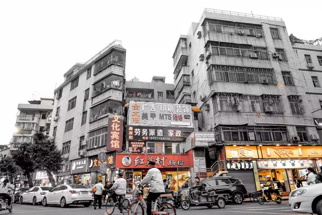 白石洲城中,白石洲的海边