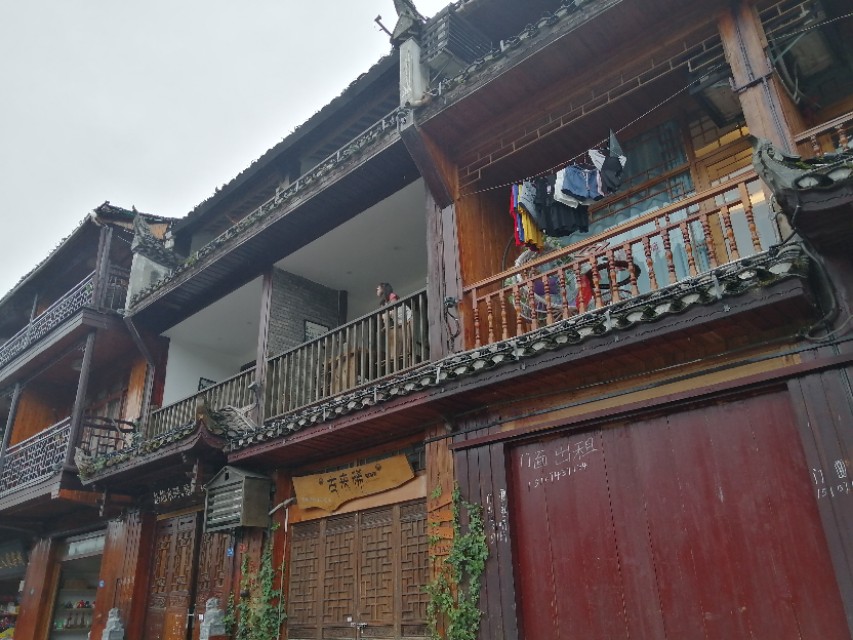 雨天逛凤凰古城,夜逛凤凰古城