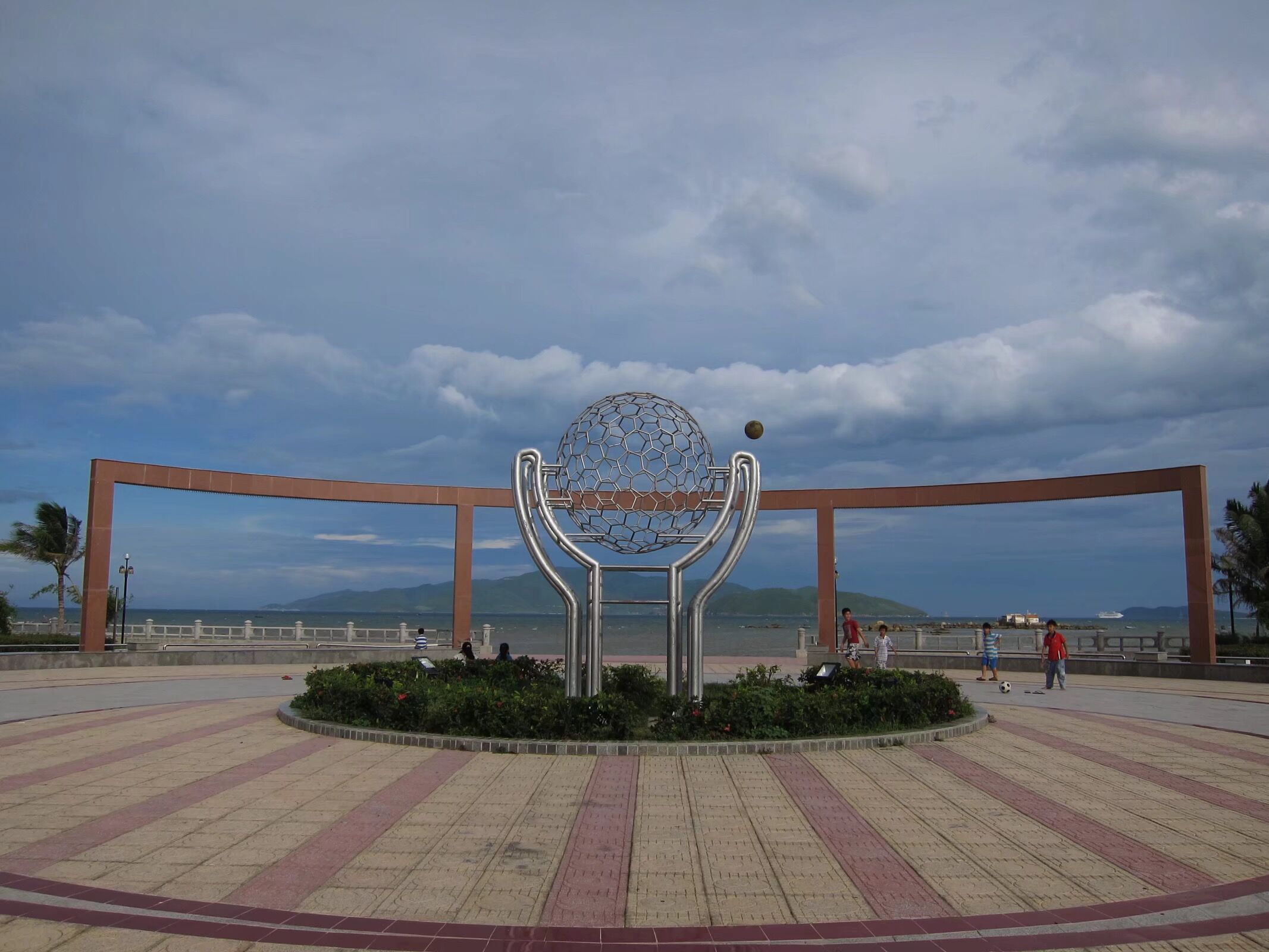 第一次越南旅游芽庄,越南芽庄骑行旅行