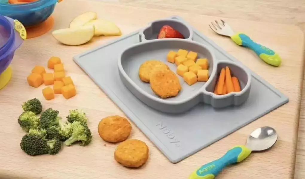 带娃出门手忙脚乱?这份“防坑”指南,让你也能说走就走!