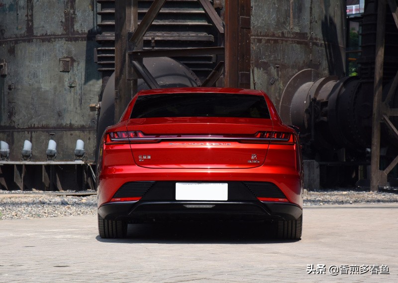 比亚迪汉evvs特斯拉model3,特斯拉比亚迪汉2022哪个更值得买