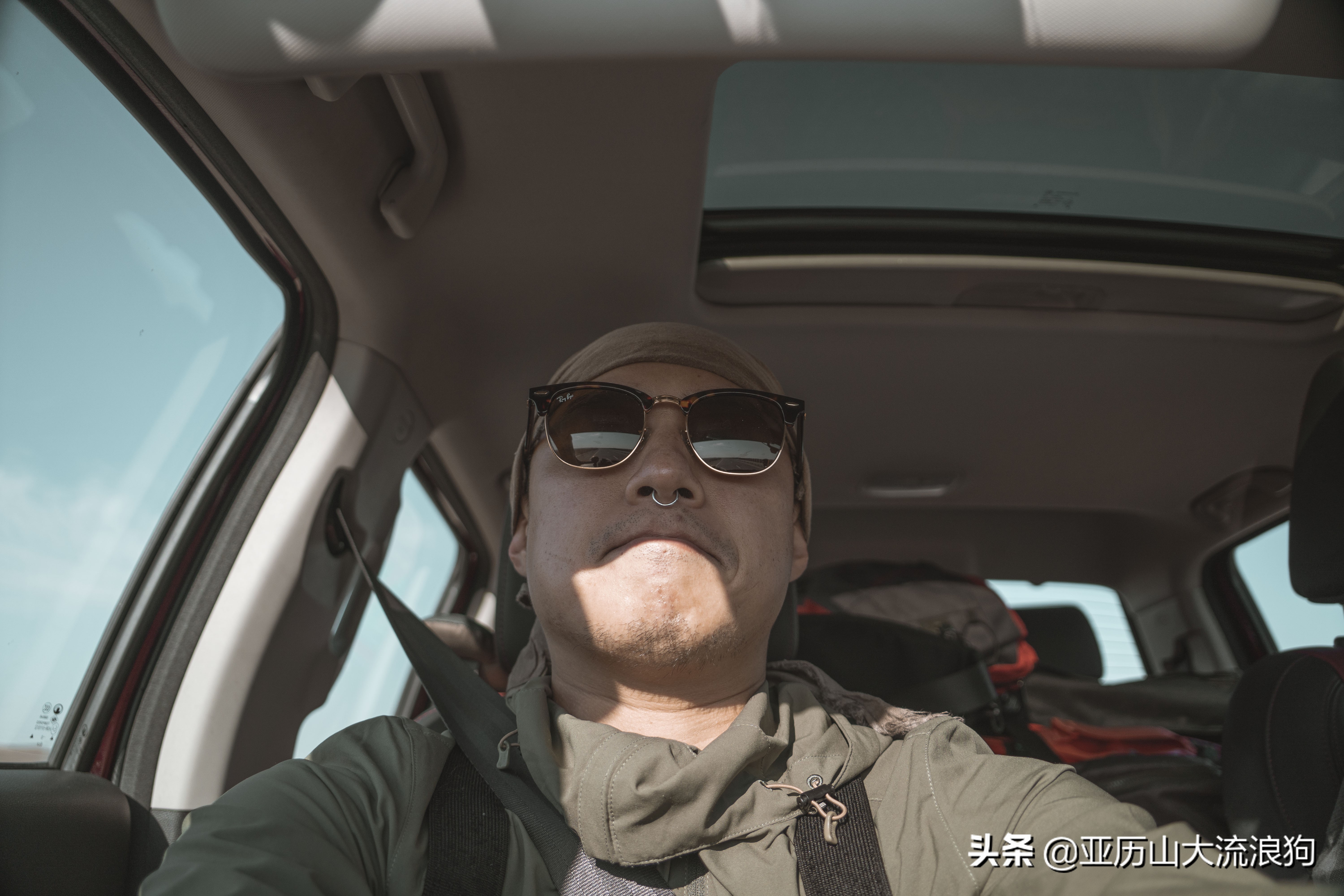 你那秋天来了吗？我这反正颜料泼了一地——内蒙古黄岗梁穿越之旅