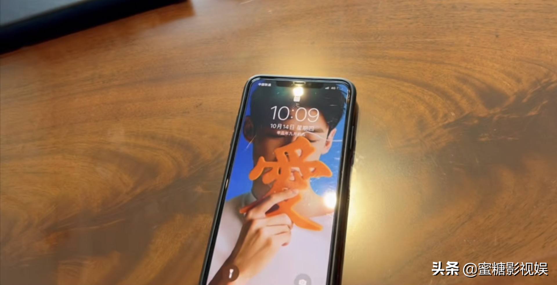 白敬亭搞笑怼人合集,白敬亭采访沙雕视频