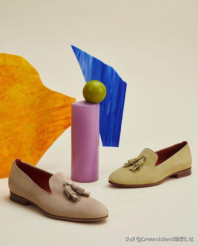 街拍白色乐福鞋,达妹街拍图文