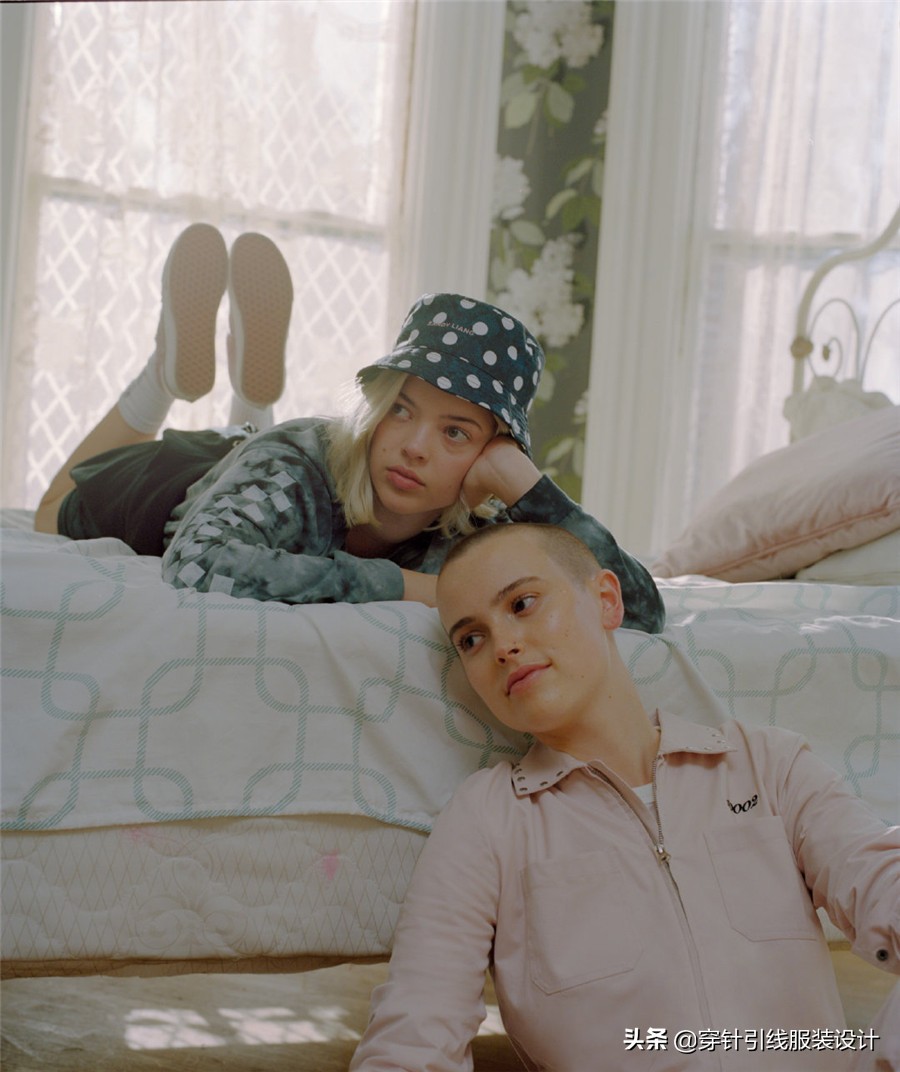 尽显潮流浪漫气息,vans这次的联名惊艳到我了