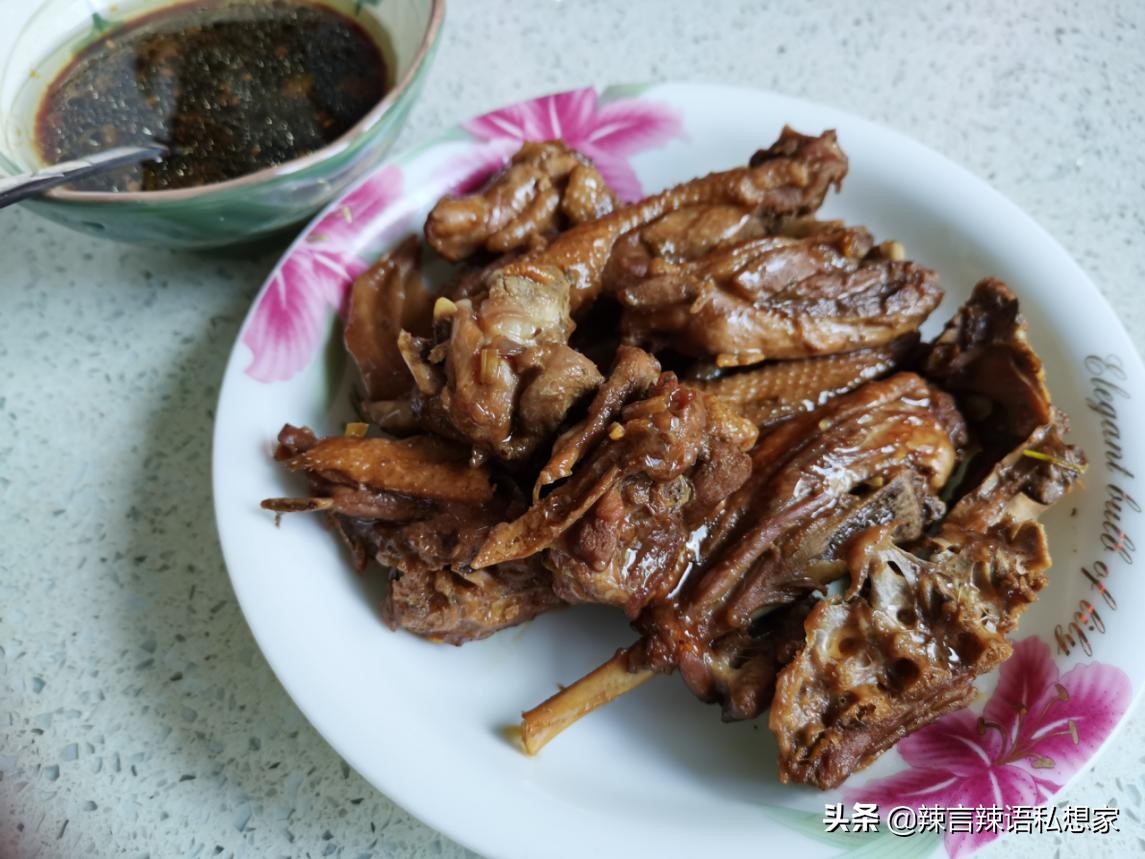 没看错,我用王老吉烧了半只麻鸭,没想到还挺好吃的