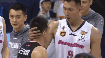 辽宁与郭士强广州四次交锋,辽宁vs广厦哈德森郭士强被罚下