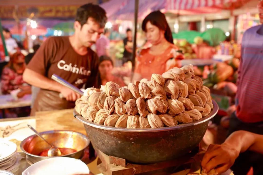 青海羊肉和宁夏滩羊哪个好,青海新疆内蒙哪里羊肉最好