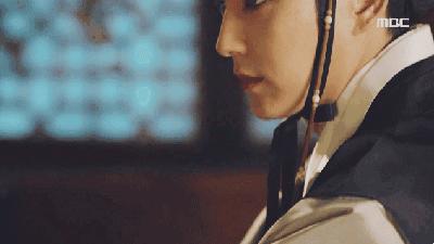 耳听爱情歌曲,耳听爱情铃声