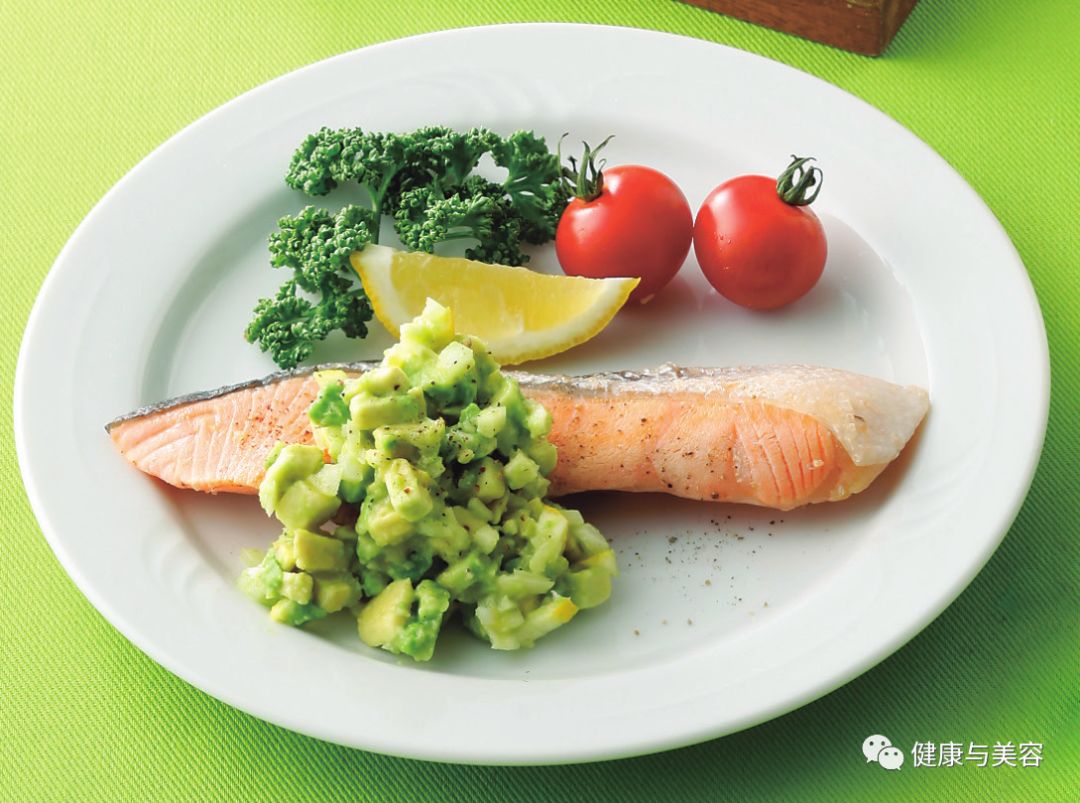 angelababy的爱心早餐怎么做,angelababy牛油果