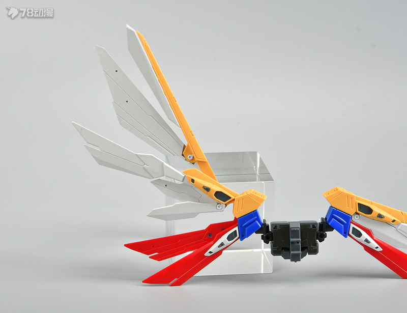 万代高达rgrx78-2,万代rg飞翼零式高达