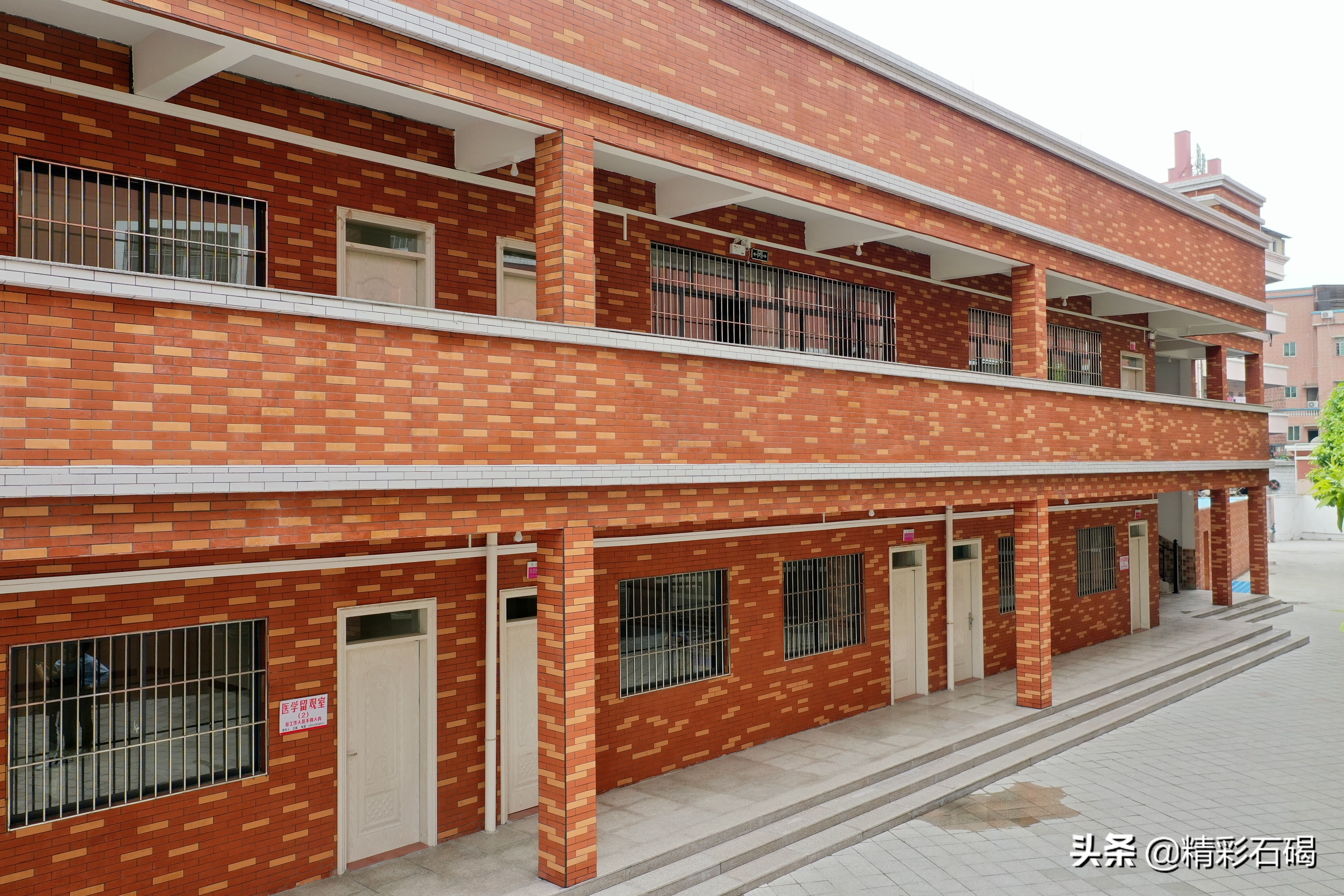 石碣四海学校是私立学校吗,东莞市石碣四海学校电话