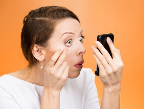 两块钱的红霉素软膏有什么用途,2块钱的红霉素软膏能祛斑吗