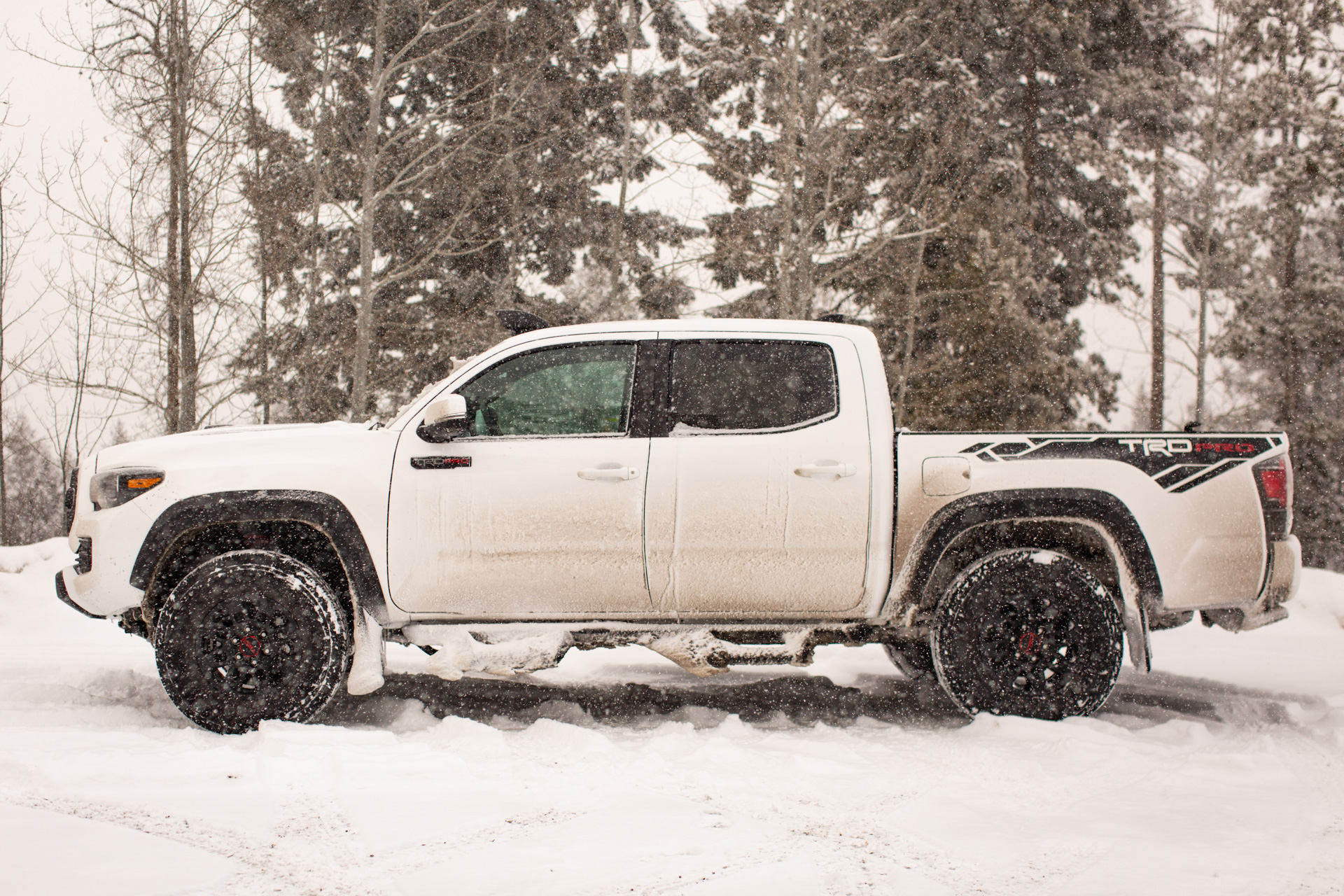 丰田最新款皮卡塔科马参数,丰田皮卡35万