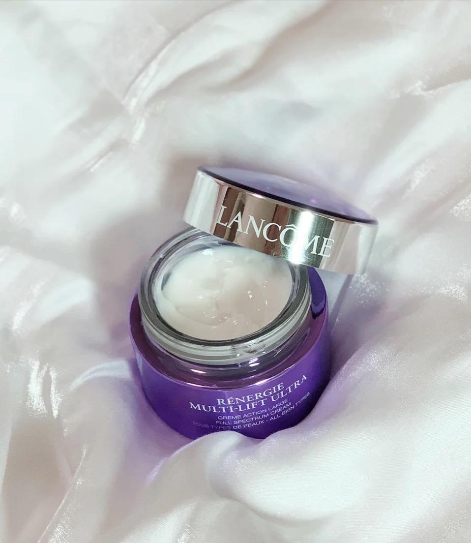 海蓝之谜面霜跟黑绷带哪个比较好,海蓝之谜面霜和黑绷带哪个好用