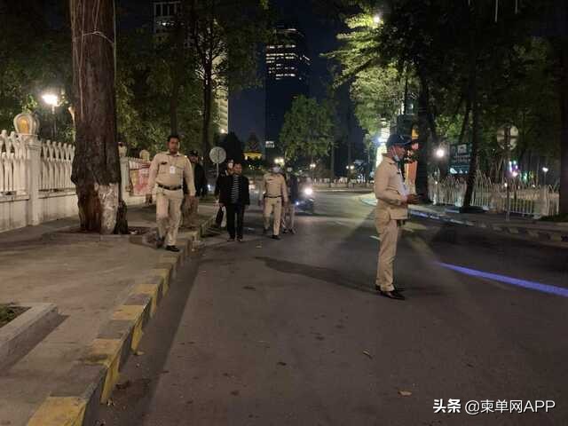 金边警方扫黄,警方抓获38名卖淫犯