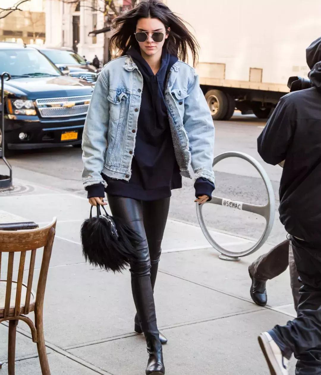 这件外套都快火出宇宙了,你还没拥有一件吗?