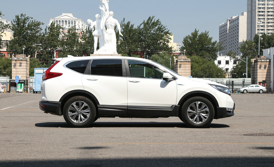 本田crv混动有215马力,本田crv油耗百公里多少