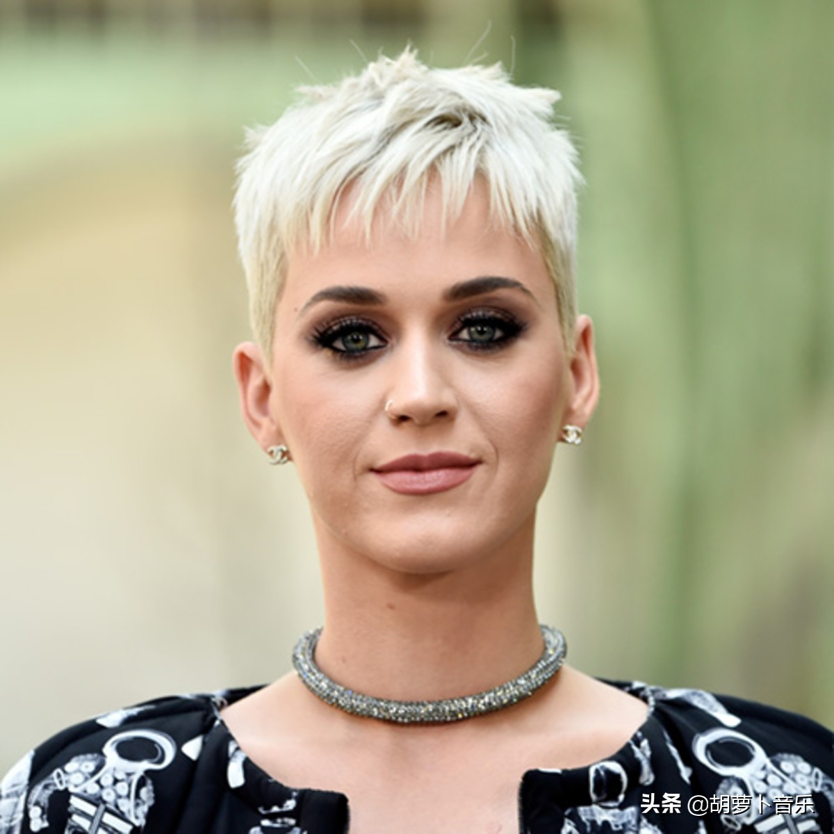 麻辣鸡最新新歌现场,麻辣鸡新歌bigfoot成绩