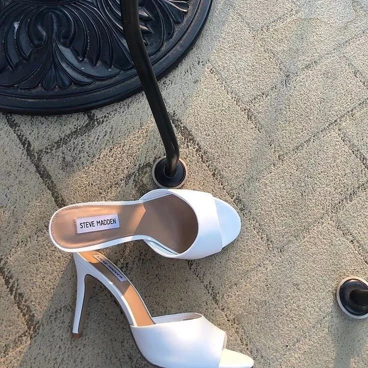 不会穿搭的姐妹正品店,日常一年四季都可以穿的百搭鞋