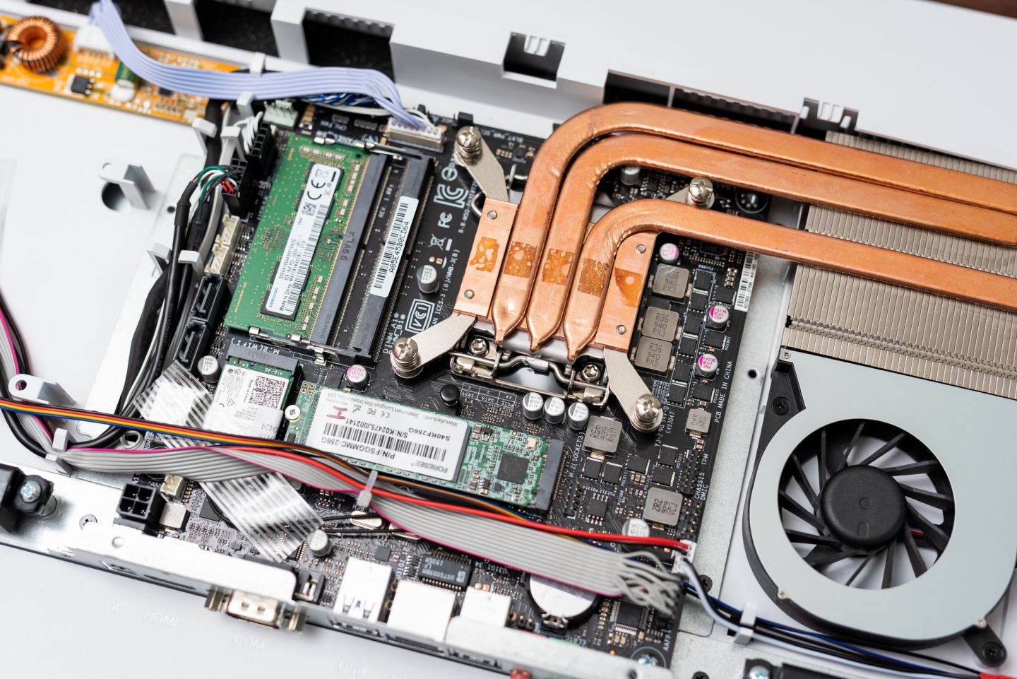 性价比的一体机体验怎样?HKC蚂蚁电脑