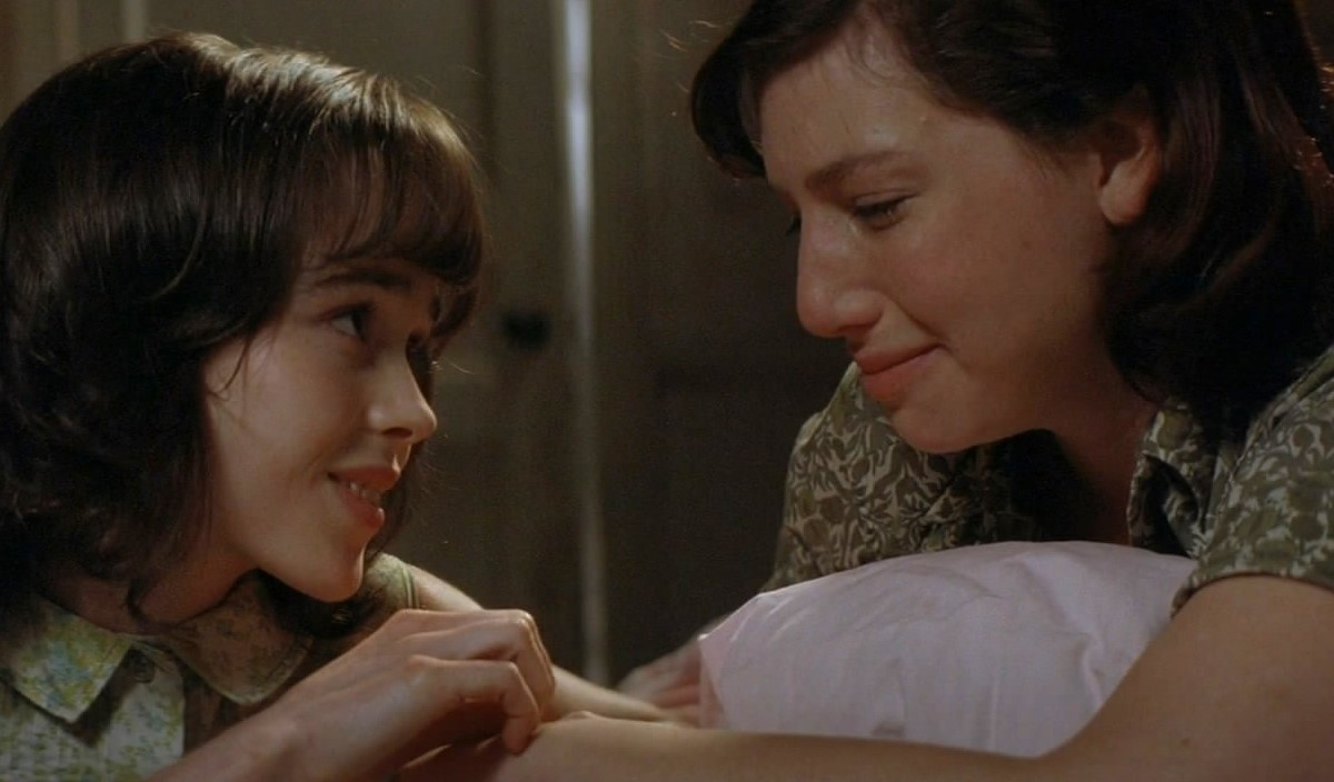 真实事件改编14岁女孩被继父杀害,由真实事件改编花季少女被囚禁