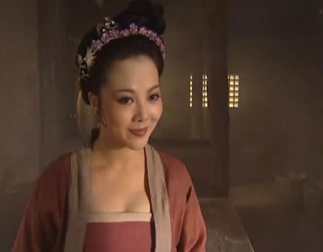 牛莉水浒传精彩片段,水浒传98版牛莉在第几集出现