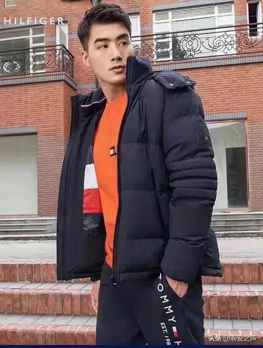 安泰广场古早蛋糕,4周年店庆巨型蛋糕免费吃