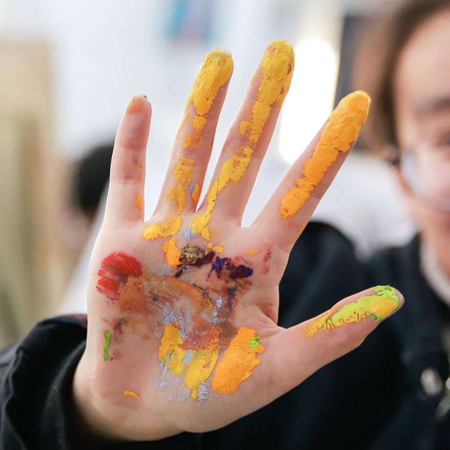 张雪峰美术生最吃香的专业,美术生环境设计专业就业前景