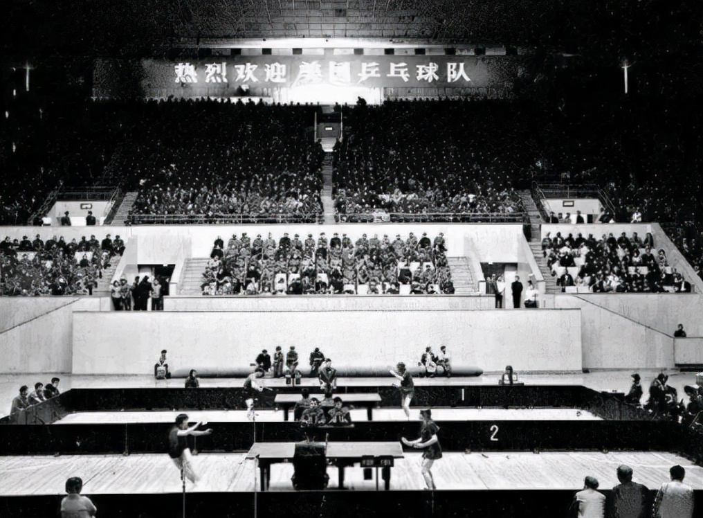 尼克松收到毛*东泽**12字墨宝，不解其意，50年众说纷纭，无人能解