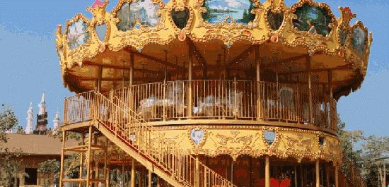 绵阳带孩子旅游攻略,狂欢小镇绵阳水上乐园夜场