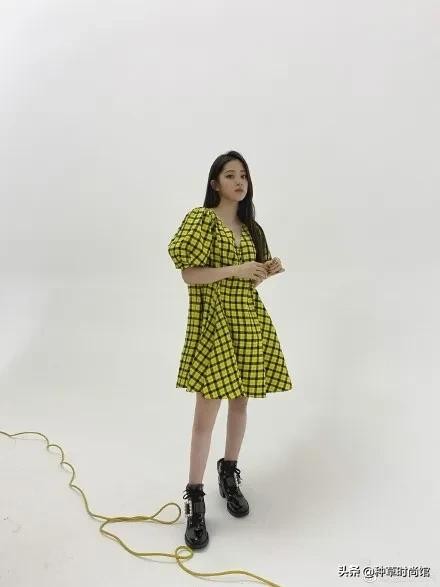 适合学生的穿搭高级感图集,小花穿搭图片大全