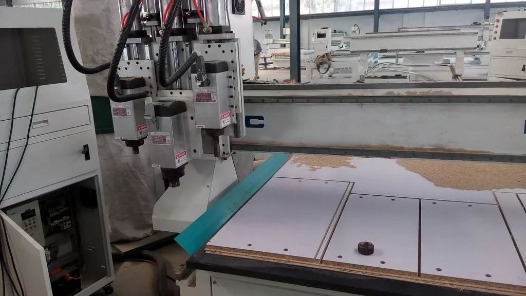 轻奢橱柜选购技巧视频讲解,橱柜选购技巧详细讲解