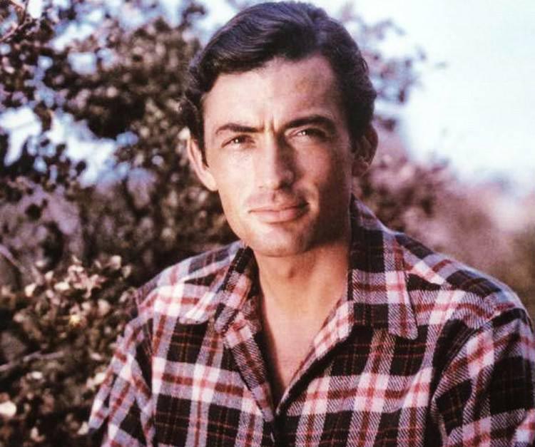 纪梵希为了赫本一生未娶,纪梵希和赫本葬在一起