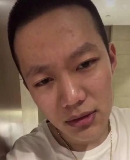 李小璐和贾乃亮9年,抵不过PGOne几个月,PGOne究竟有何魅力?